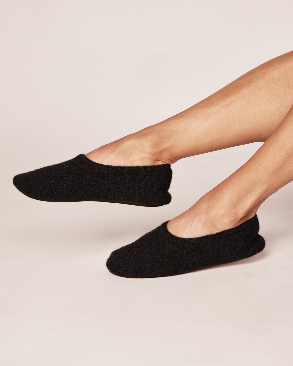 Cashmere best sale slippers womens