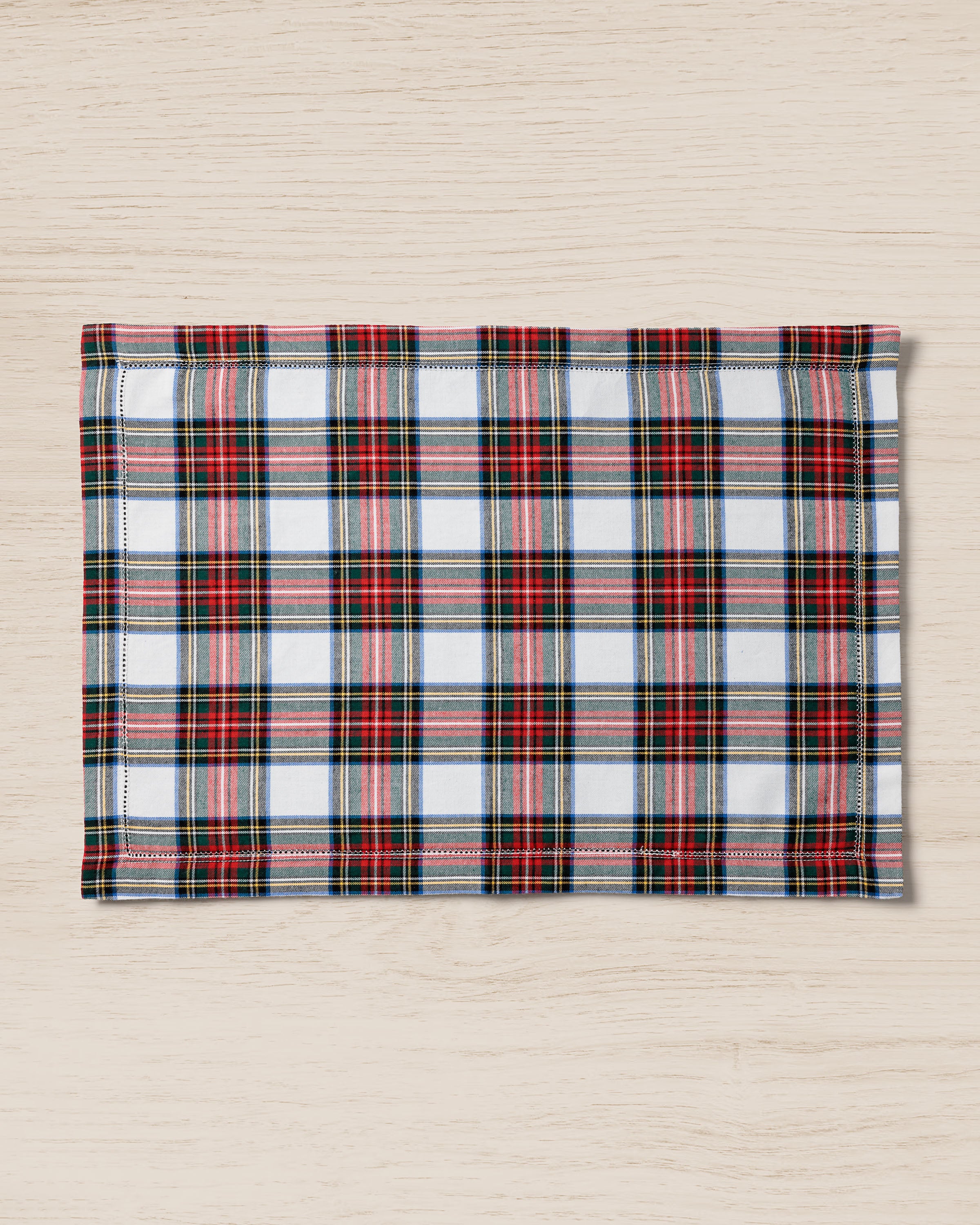 Signature Twill Placemats in Balmoral Tartan