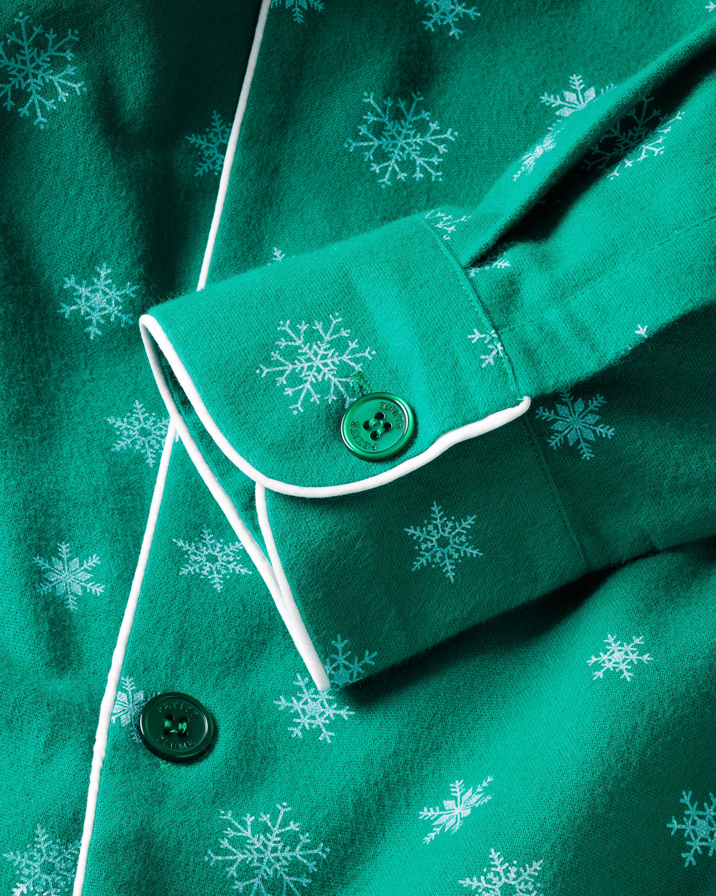 Men's Flannel Pajama Set in Emerald Wonderland