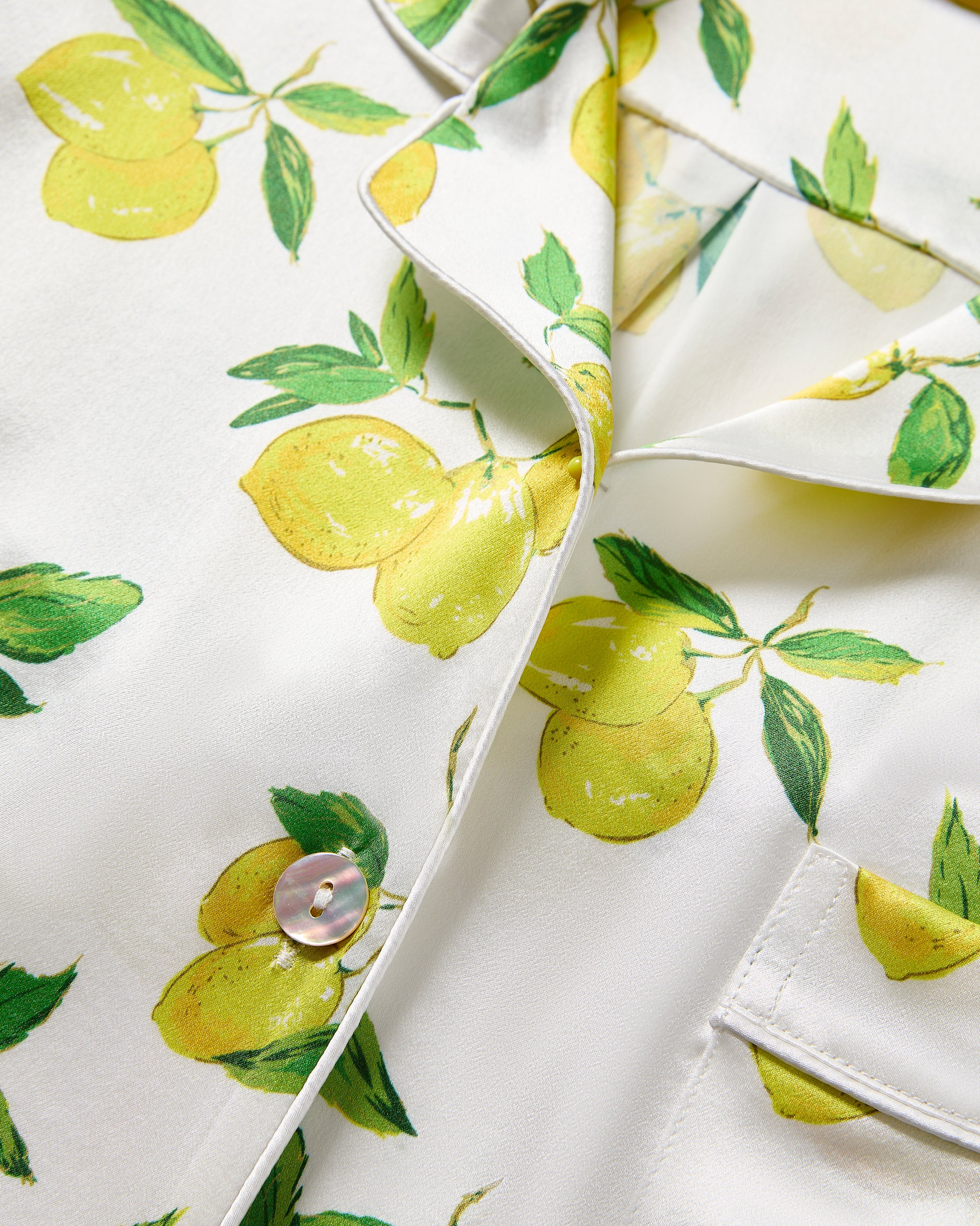 Women's Silk Pajama Set in Amalfi Lemons