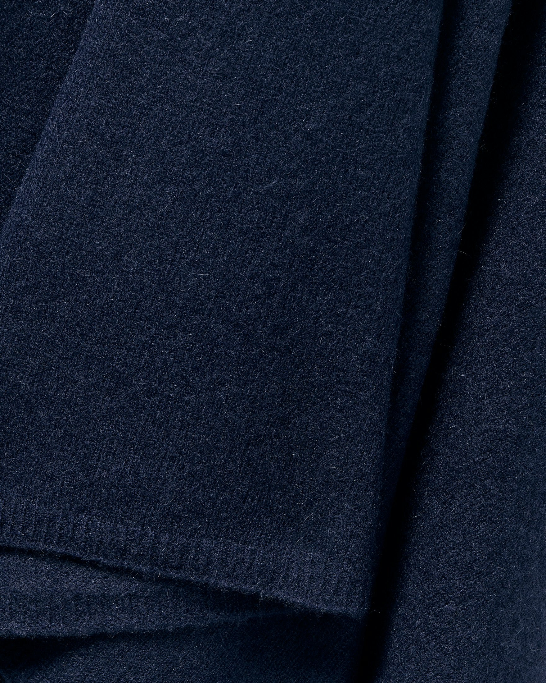 Women's Cashmere Wrap in Navy