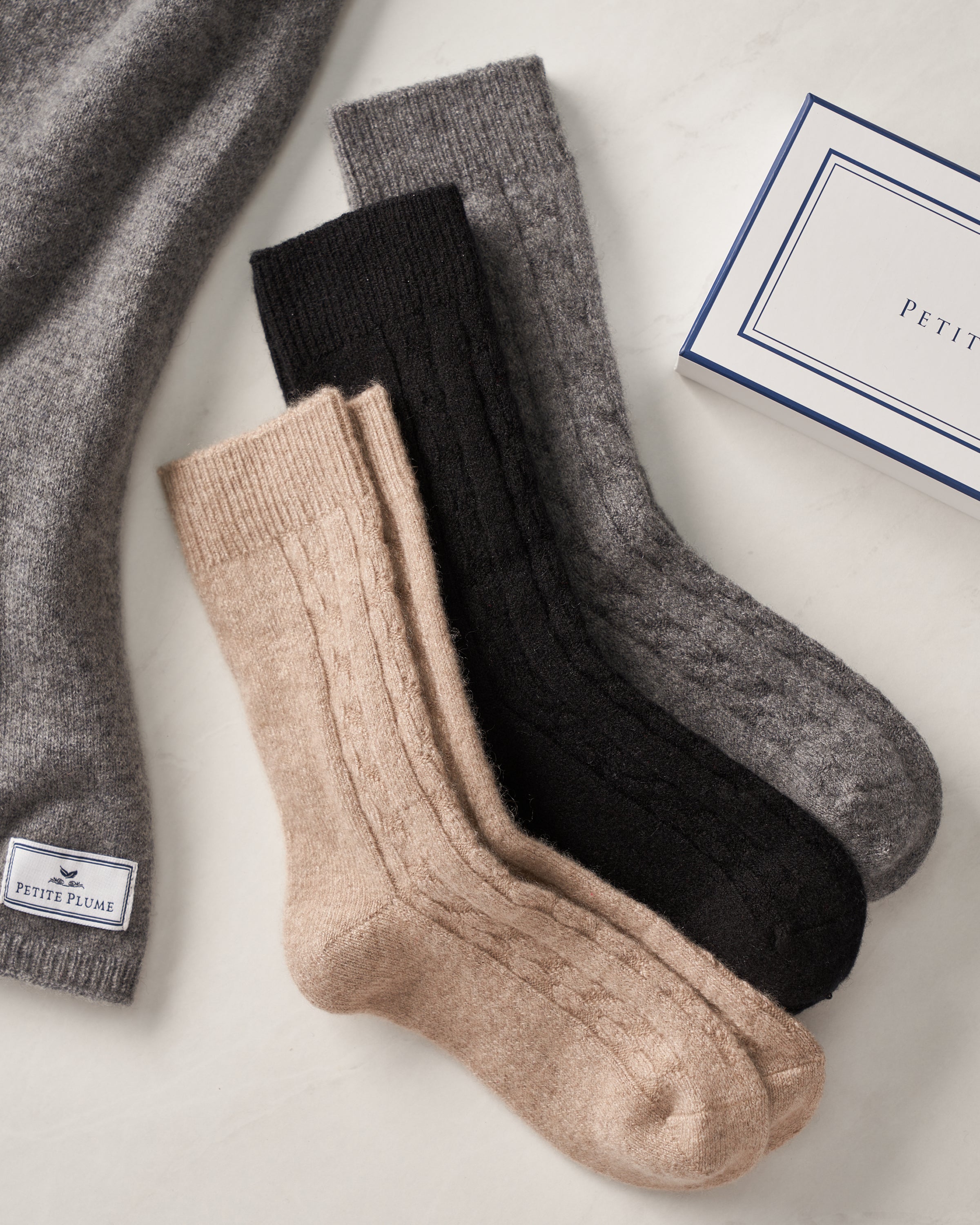 Women's Cashmere Socks in Beige