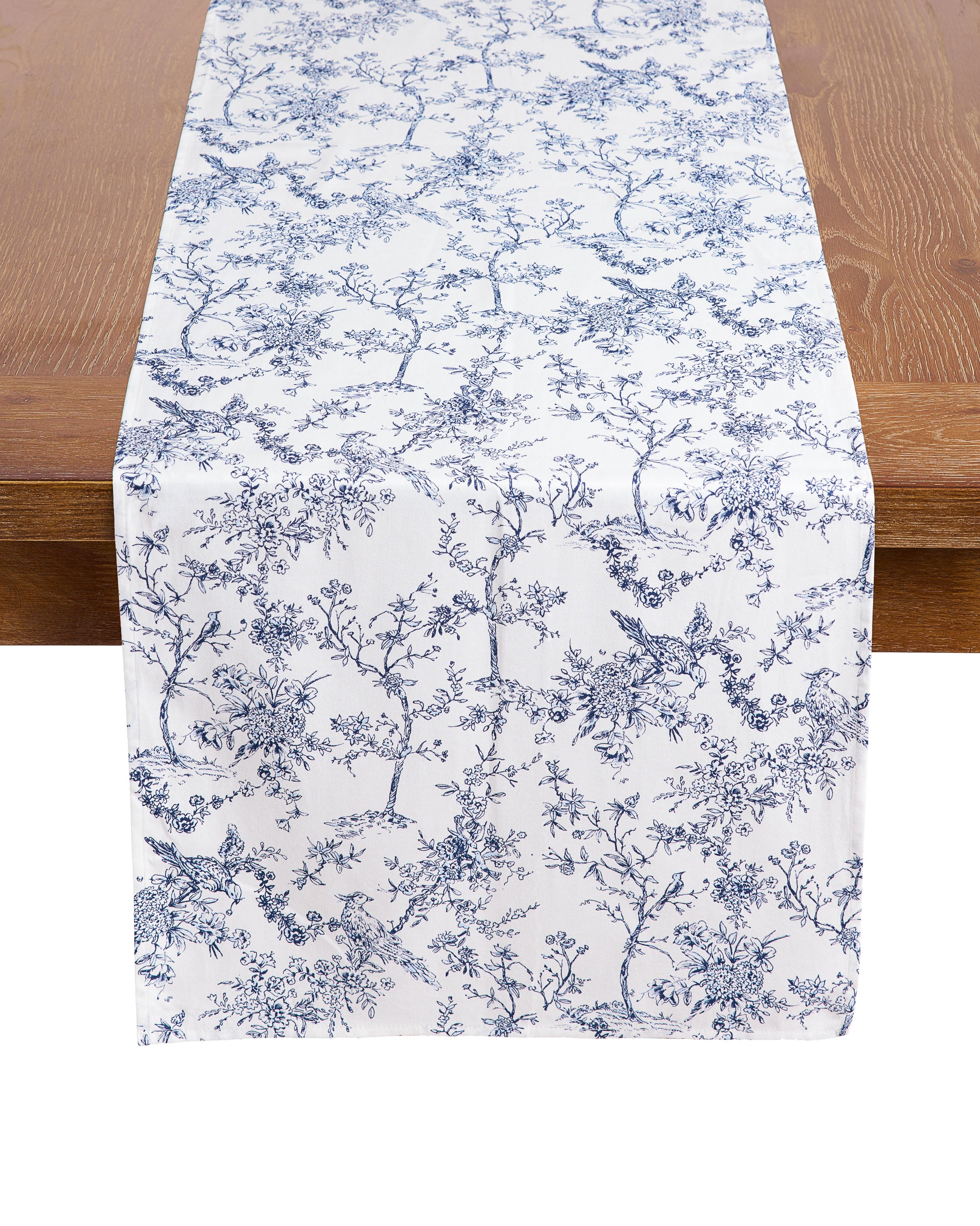 Signature Twill Table Runner & Napkin Set in Timeless Toile