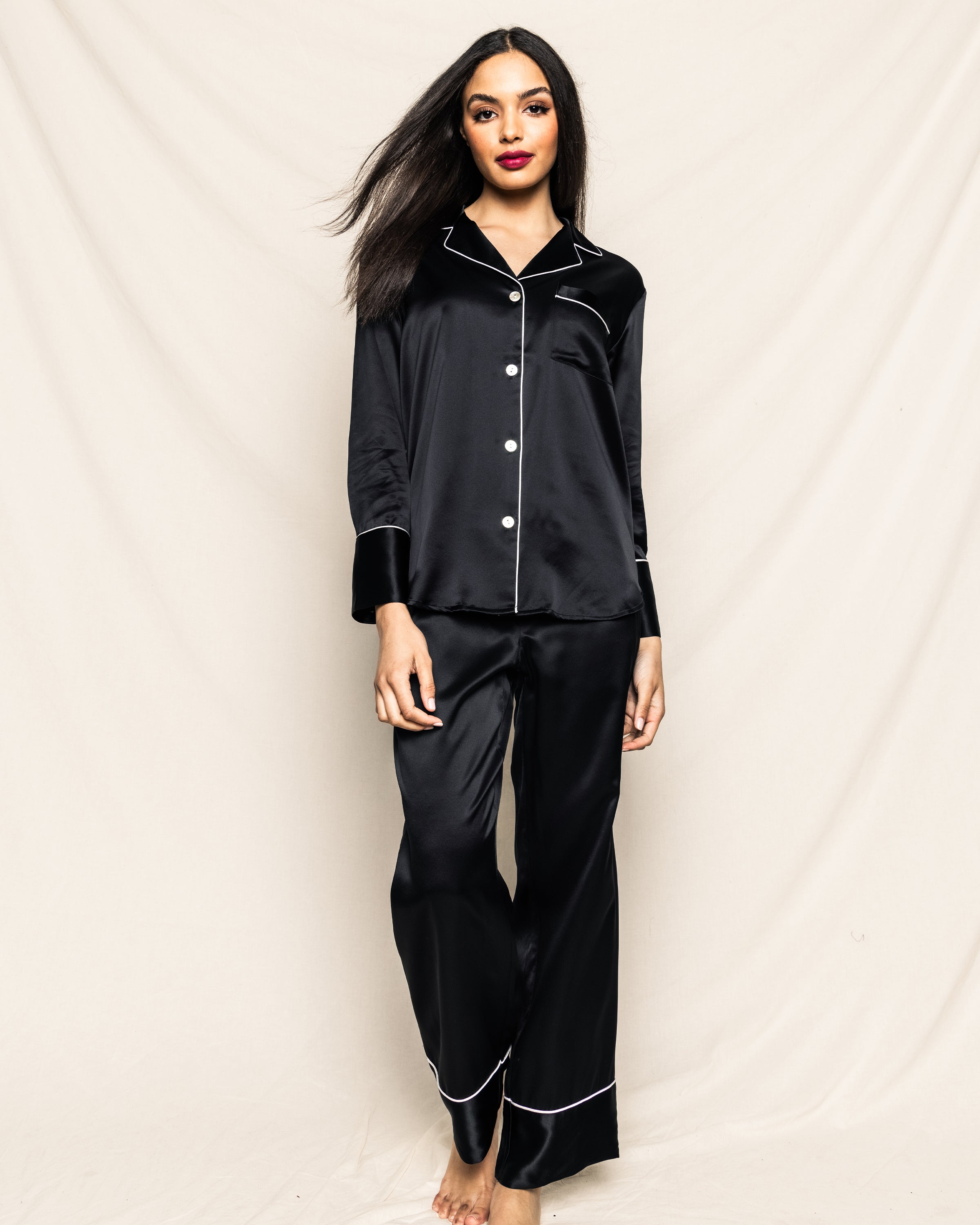 Women's Silk Pajama Set in Black