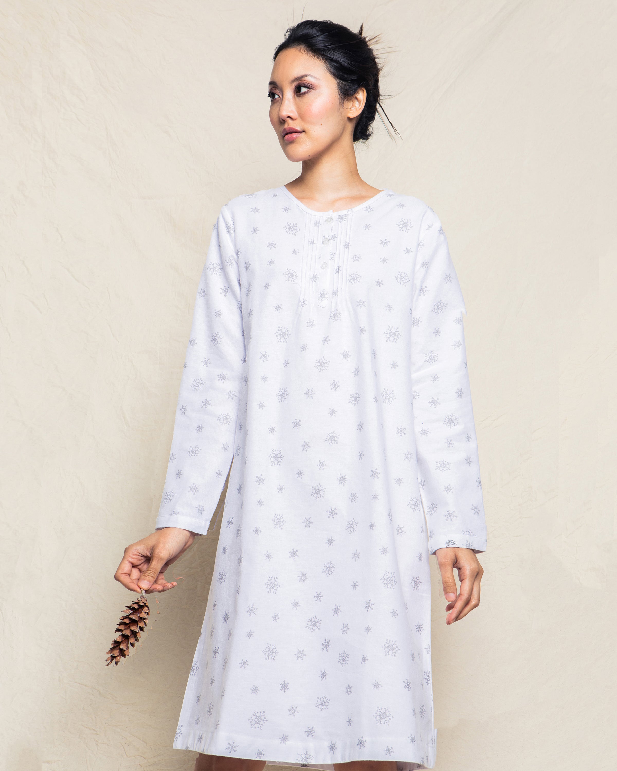 Women s Flannel Beatrice Nightgown in Winter Wonderland